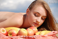 Russian euro teen erotica free shows her body