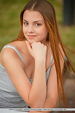 Teen female 15 naked girl pictures