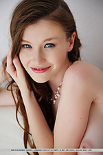 Teens gallery pics nude softcore girls