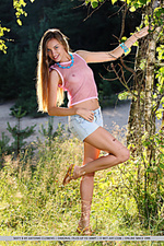 Amidst the wild grass,and the budding bushes, sofy showcases her natural beauty with engagingly carefree poses that reminds us of lazy summer afternoons.