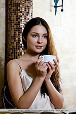 Teen met art girl models erotica teen girl nude met art free girls met art free girls