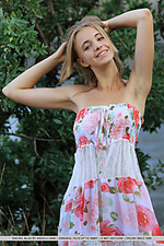 Free softcore photography younger 100 free naked met art tiny russian teens free magic teen pics