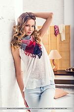 Erotica girls pictures female free pics girls softcore nude free erotic teen romantic