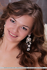 Astenya a is pretty debutante with the charming smile and fresh beauty.