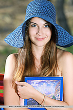 Marta e enjoys a laid-back weekend, reading a book and feeling the fresh breeze on her naked skin as she relaxes on a hammock