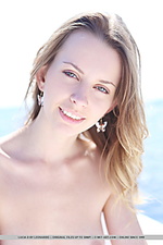 Adult erotic free nice-looking girl pictures softcore photography pic gallery free erotic pictures